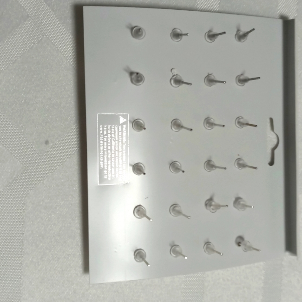 Silver and White Earring Set - Picture 2 of 4